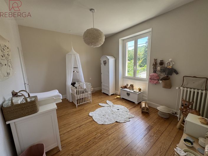 Image No.36-5 Bed House for sale