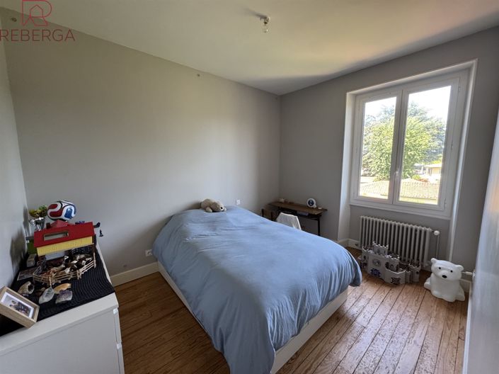 Image No.37-5 Bed House for sale