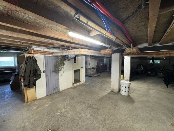 Image No.48-5 Bed House for sale