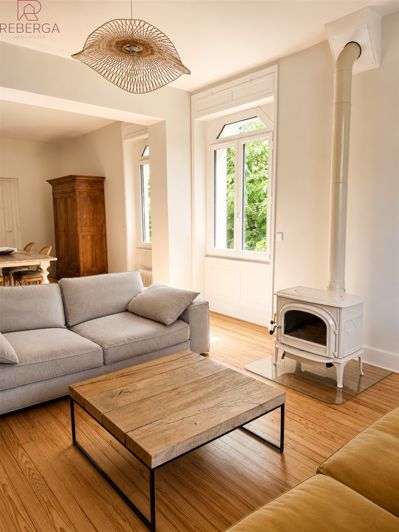 Image No.7-5 Bed House for sale