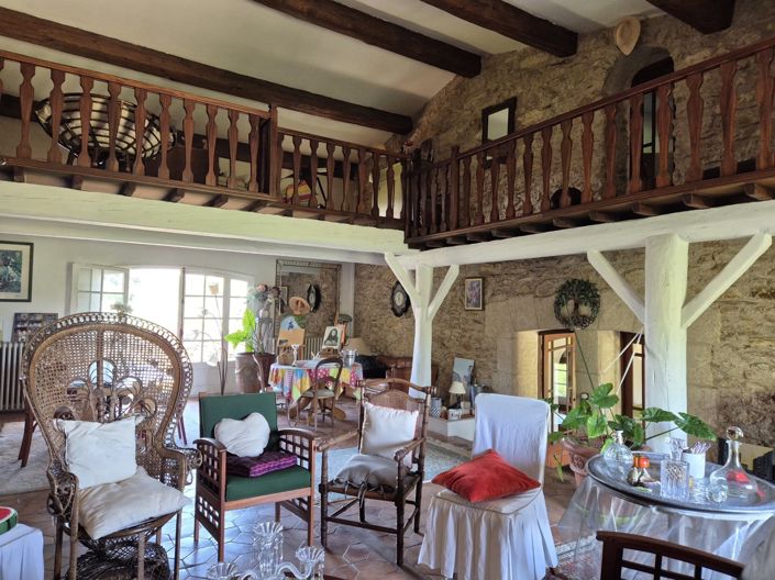 Image No.6-3 Bed House for sale