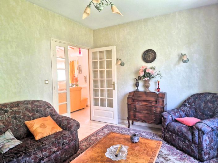 Image No.16-4 Bed House for sale