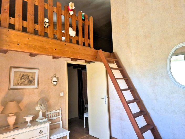 Image No.26-4 Bed House for sale