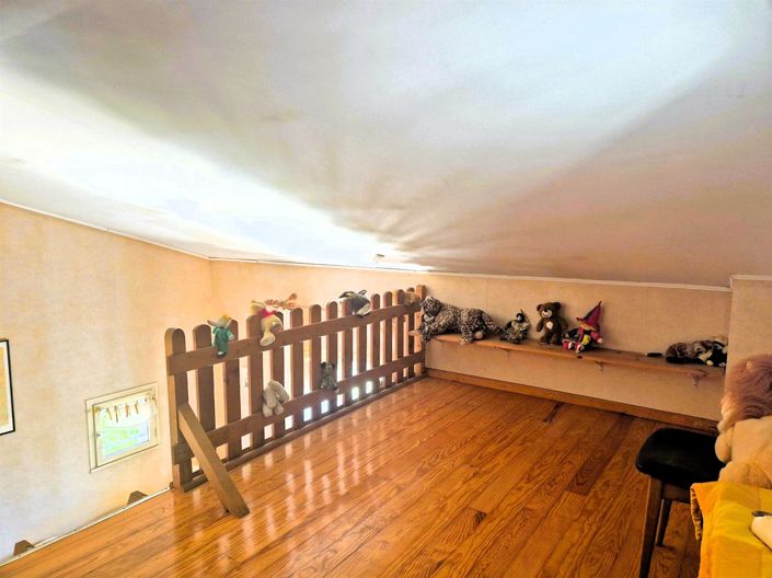Image No.27-4 Bed House for sale