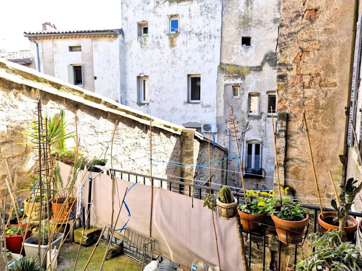 Image No.18-7 Bed House for sale