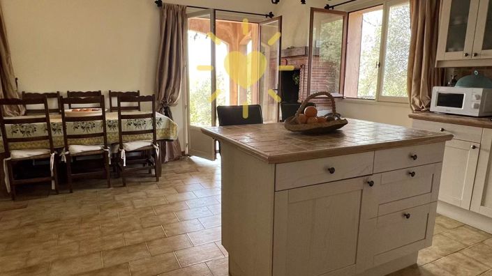 Image No.13-3 Bed House for sale