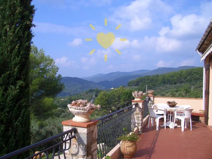 Image No.9-3 Bed House for sale