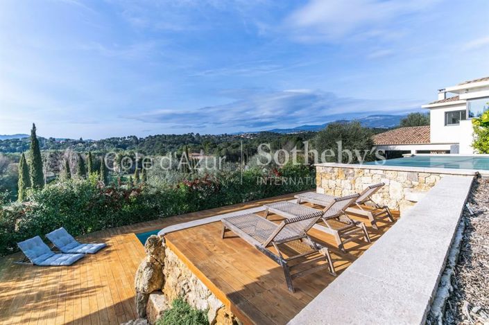 Image No.4-4 Bed Property for sale