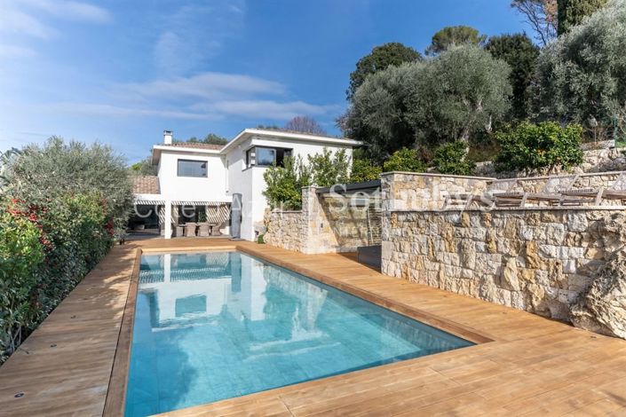 Image No.6-4 Bed Property for sale