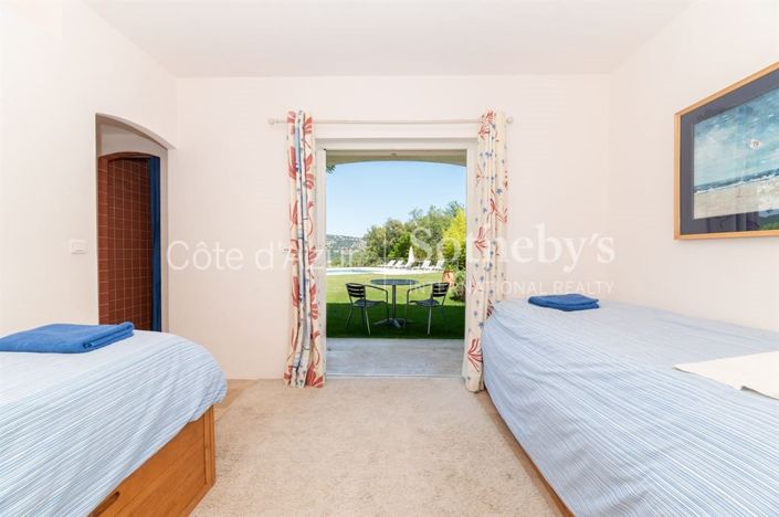 Image No.6-Propriété de 7 chambres à vendre à Sainte-Maxime