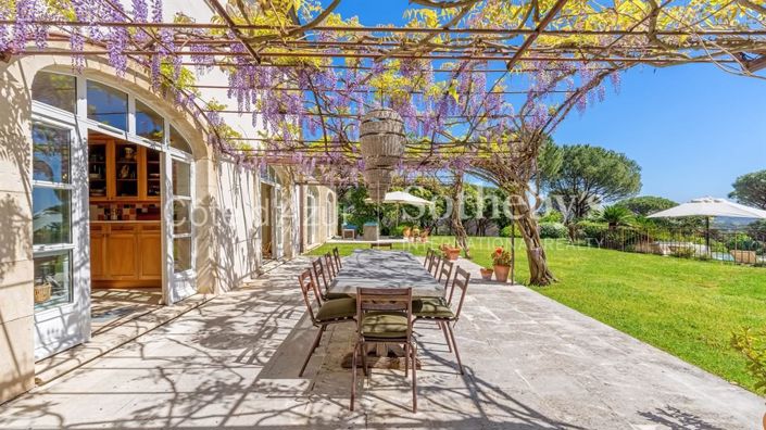 Image No.17-4 Bed House for sale