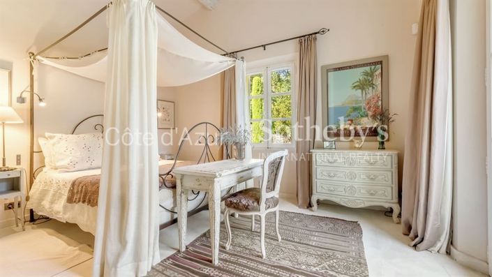 Image No.9-4 Bed House for sale