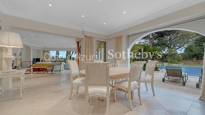 Image No.10-5 Bed House for sale