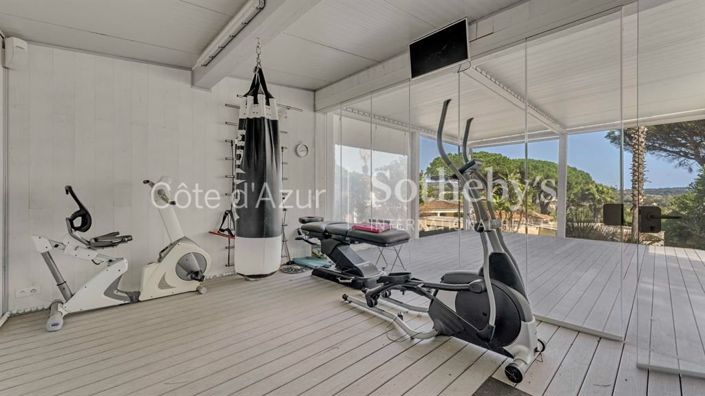 Image No.16-5 Bed House for sale