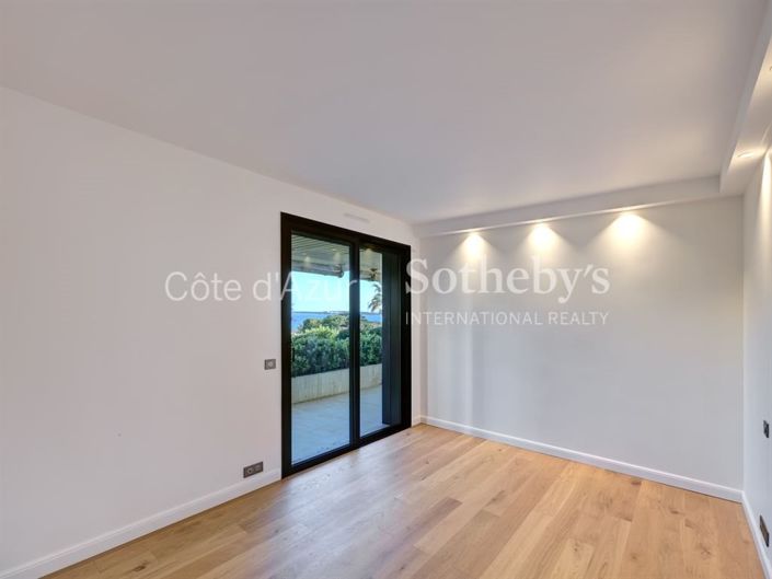 Image No.7-5 Bed Apartment for sale