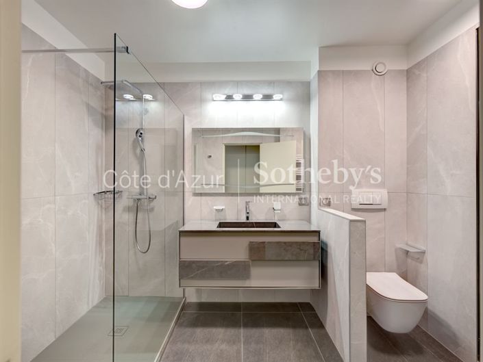 Image No.8-5 Bed Apartment for sale
