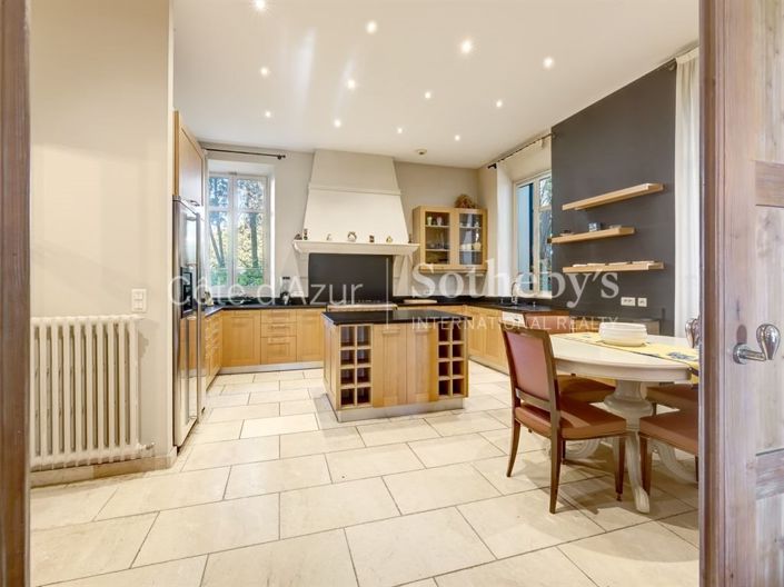 Image No.10-4 Bed House for sale