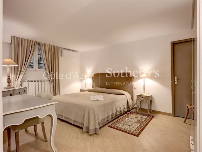 Image No.11-4 Bed House for sale