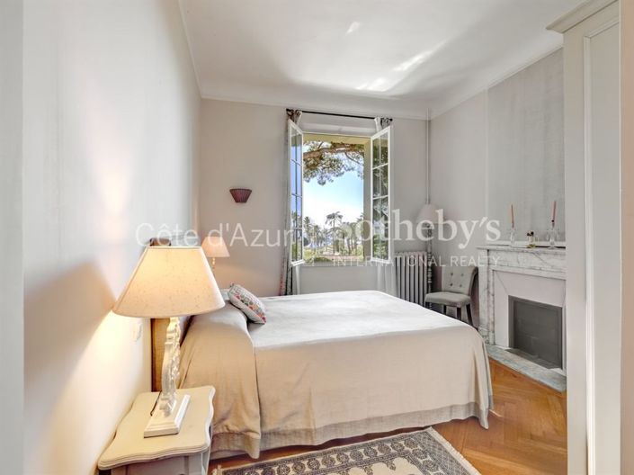 Image No.12-4 Bed House for sale
