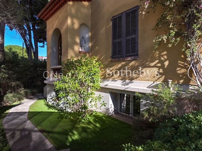Image No.4-4 Bed House for sale