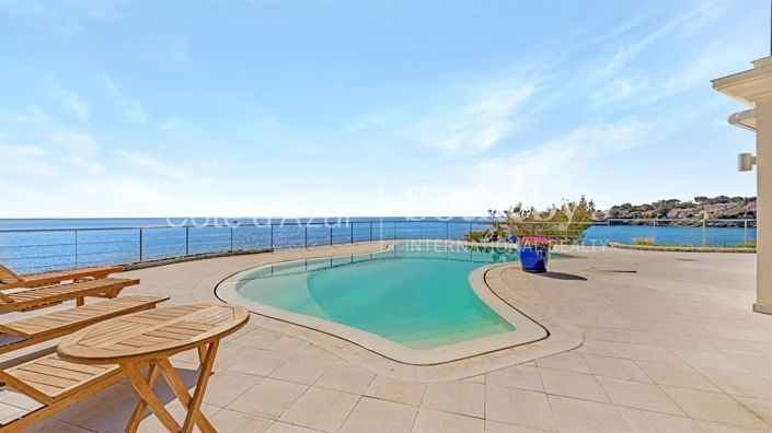Image No.3-5 Bed Property for sale