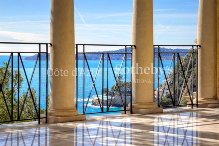 Image No.9-8 Bed Property for sale