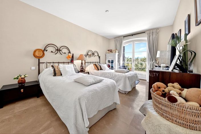 Image No.13-Propriété de 5 chambres à vendre à Mougins
