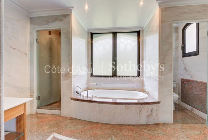 Image No.14-Propriété de 5 chambres à vendre à Alpes-Maritimes