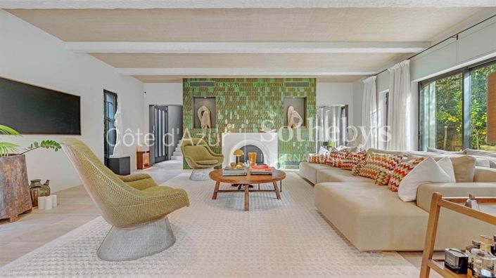 Image No.4-6 Bed House for sale