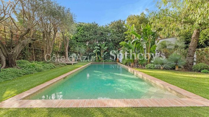 Image No.5-6 Bed House for sale