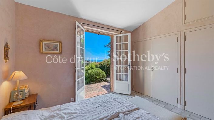 Image No.13-5 Bed House for sale