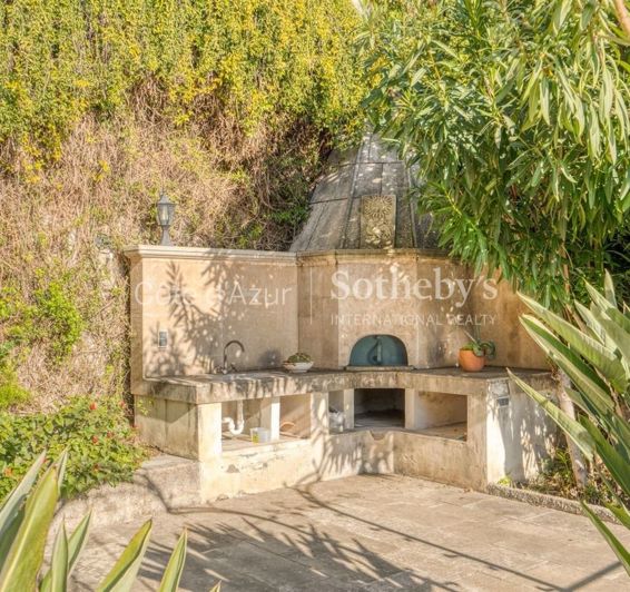Image No.18-7 Bed House for sale
