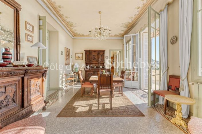 Image No.5-7 Bed House for sale