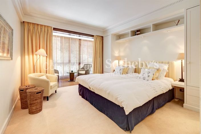 Image No.11-4 Bed Apartment for sale
