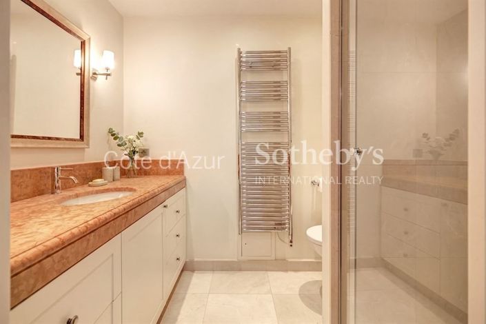 Image No.12-4 Bed Apartment for sale