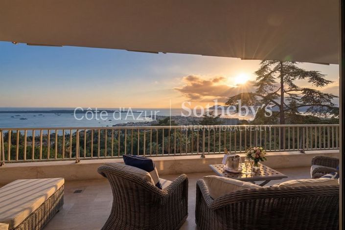 Image No.14-4 Bed Apartment for sale