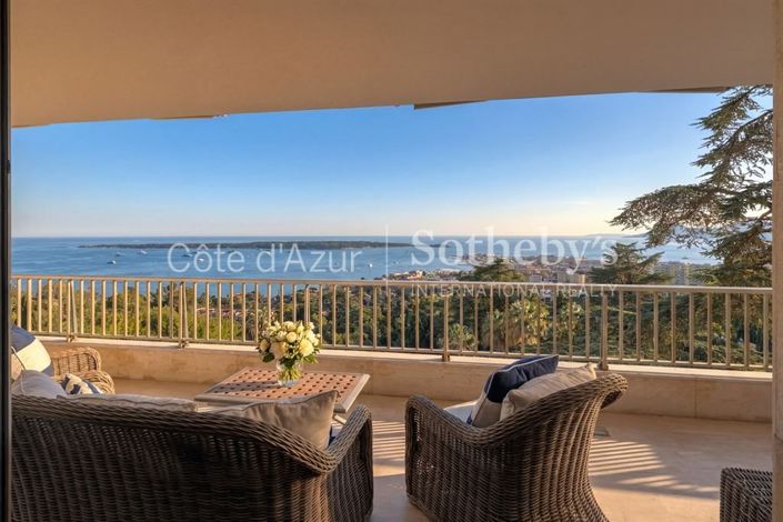 Image No.17-4 Bed Apartment for sale