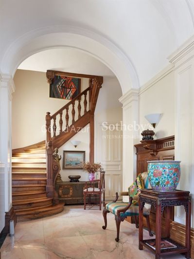Image No.6-10 Bed House for sale