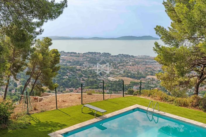 Image No.2-5 Bed House for sale