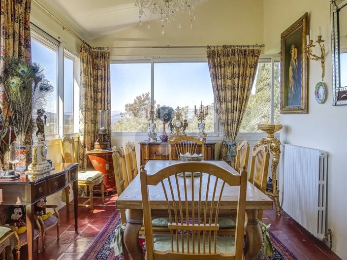 Image No.18-3 Bed House for sale