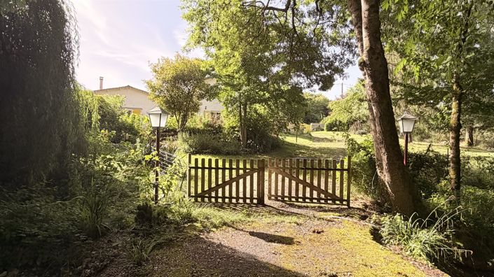 Image No.17-5 Bed House for sale