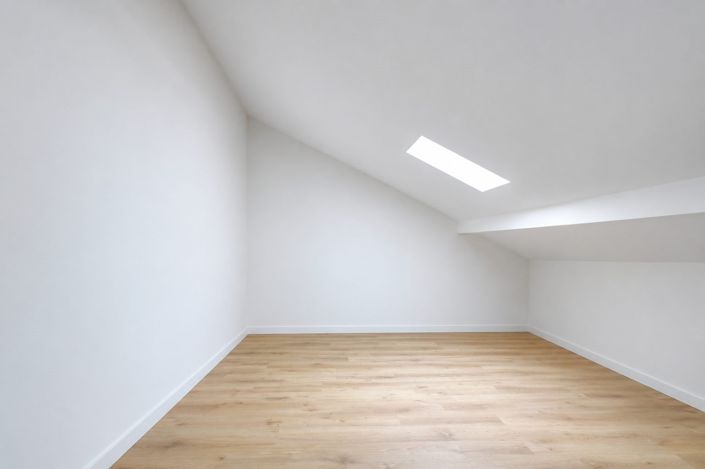 Image No.14-3 Bed House for sale