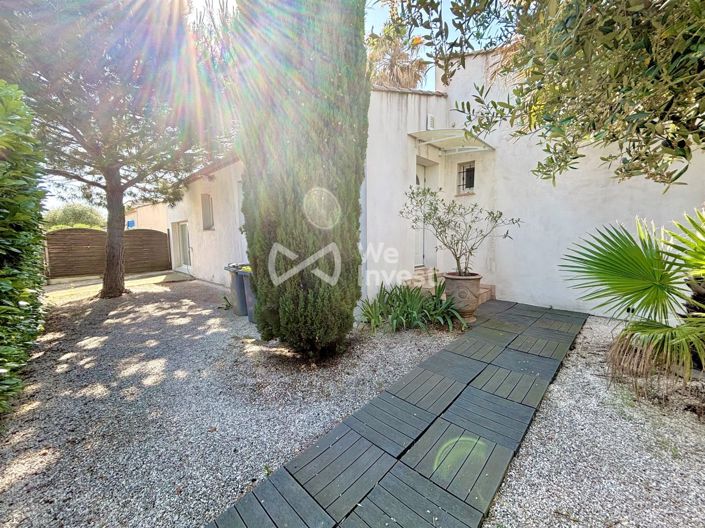 Image No.5-5 Bed House for sale