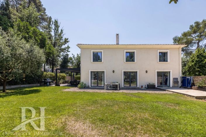 Image No.35-5 Bed House for sale