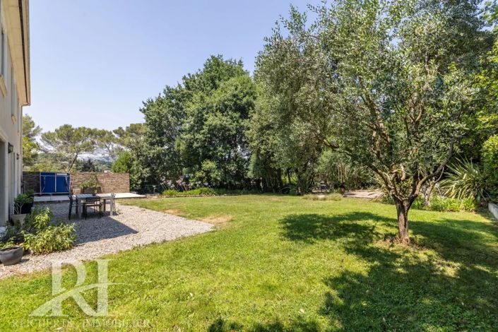 Image No.37-5 Bed House for sale