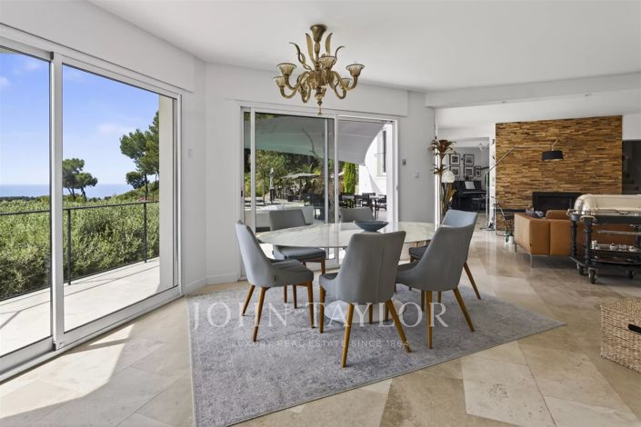 Image No.5-5 Bed House for sale