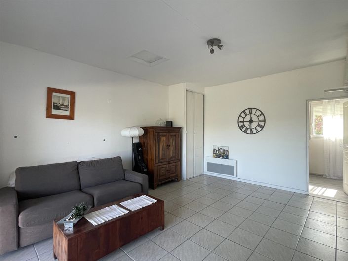 Image No.16-5 Bed House for sale