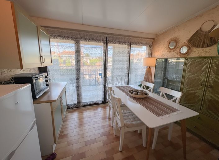 Image No.8-Apartment for sale