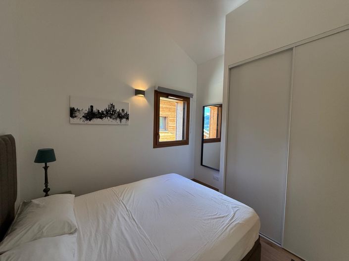 Image No.12-3 Bed Apartment for sale