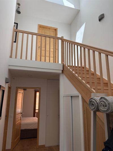 Image No.17-3 Bed Apartment for sale